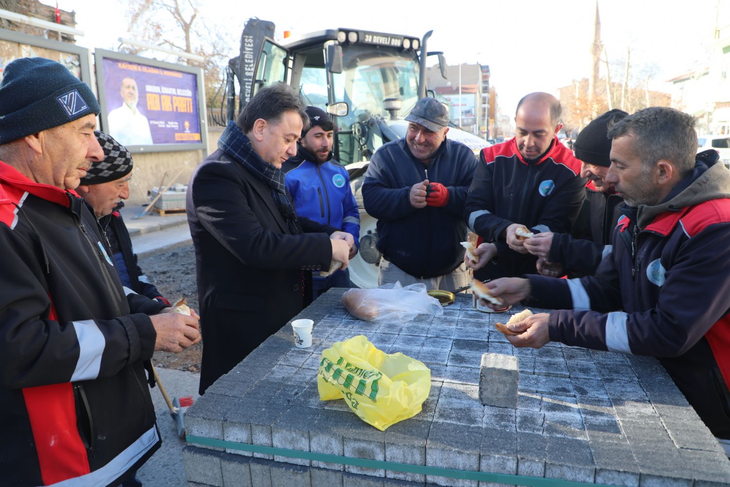 Our Mayor Adem Şengül Visits Our Staff and Tradespeople